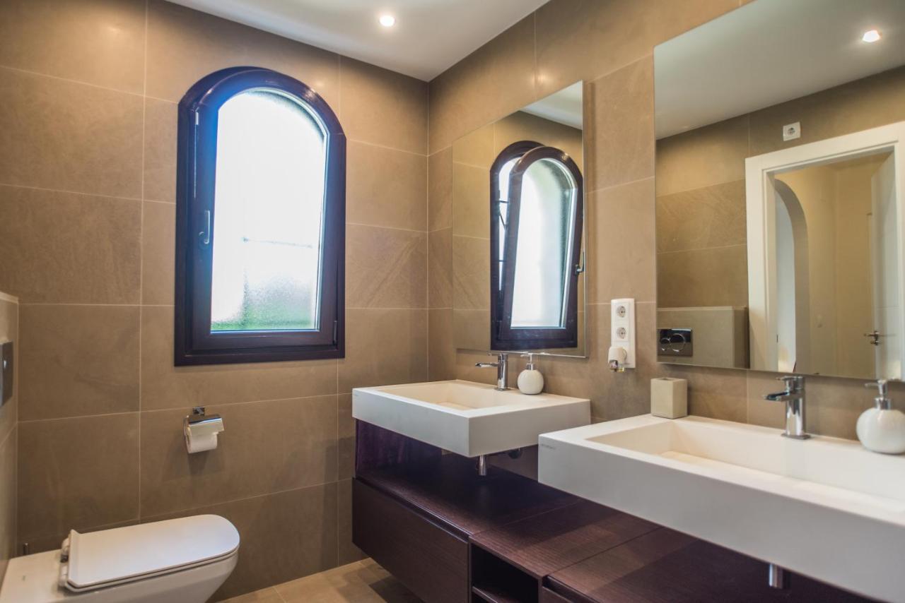 Luxurioese Und Grossraeumige Villa Mit Community Pool, Sicht Auf Das Mittelmeer Sowie Dem Mar Menor, La Manga Club Atamaría Esterno foto